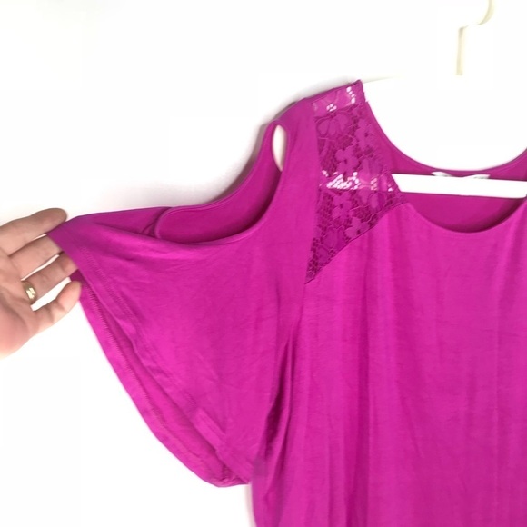 Bianca Nygard Cold Shoulder Raspberry Lace Top - Picture 3 of 8